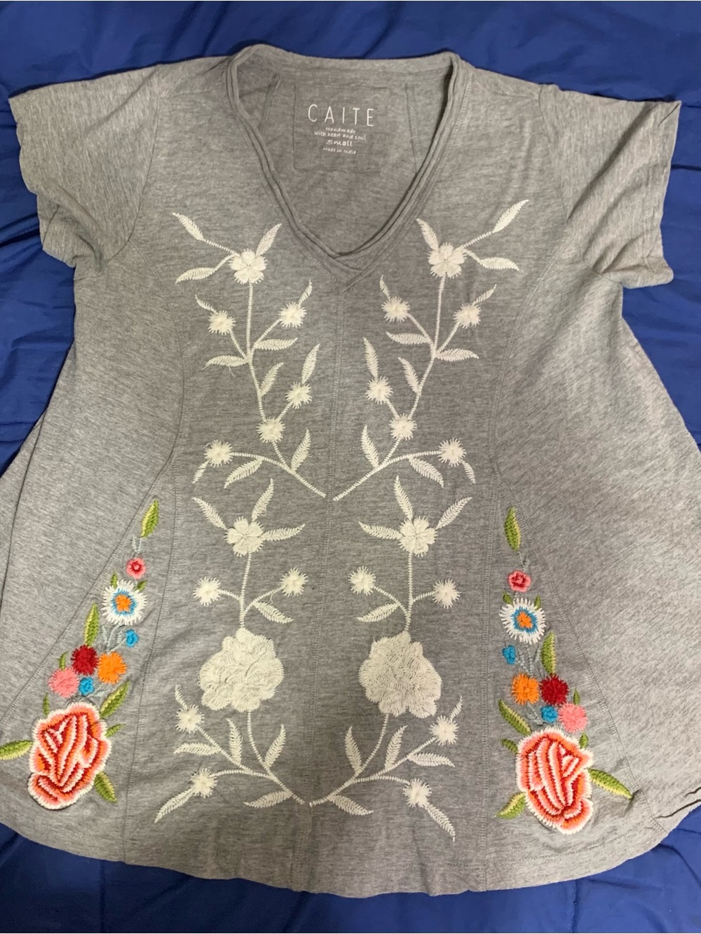 CAITE Embroidered Floral Boho Tunic Top Gray Small Oversized